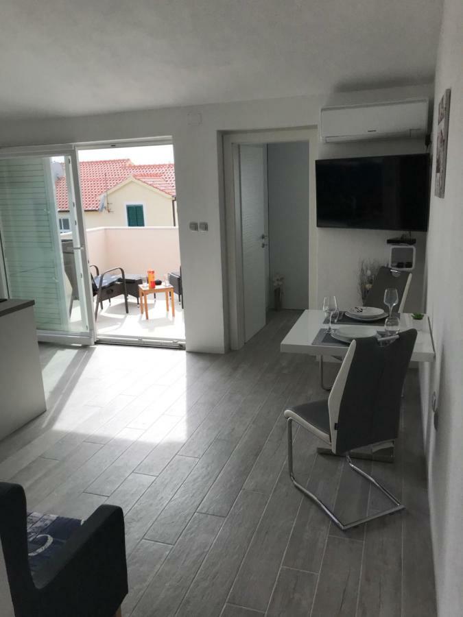 Hvar Apartments Felix Hvar Town Exterior photo