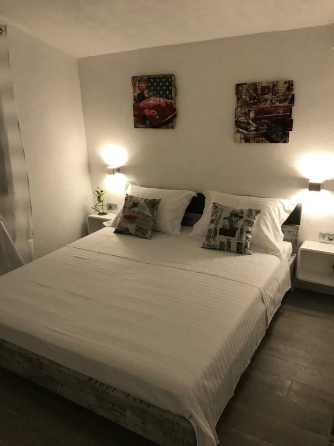 Hvar Apartments Felix Hvar Town Exterior photo